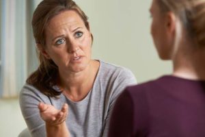 woman talking to her daughter about Drug Addiction Treatment programs in oh