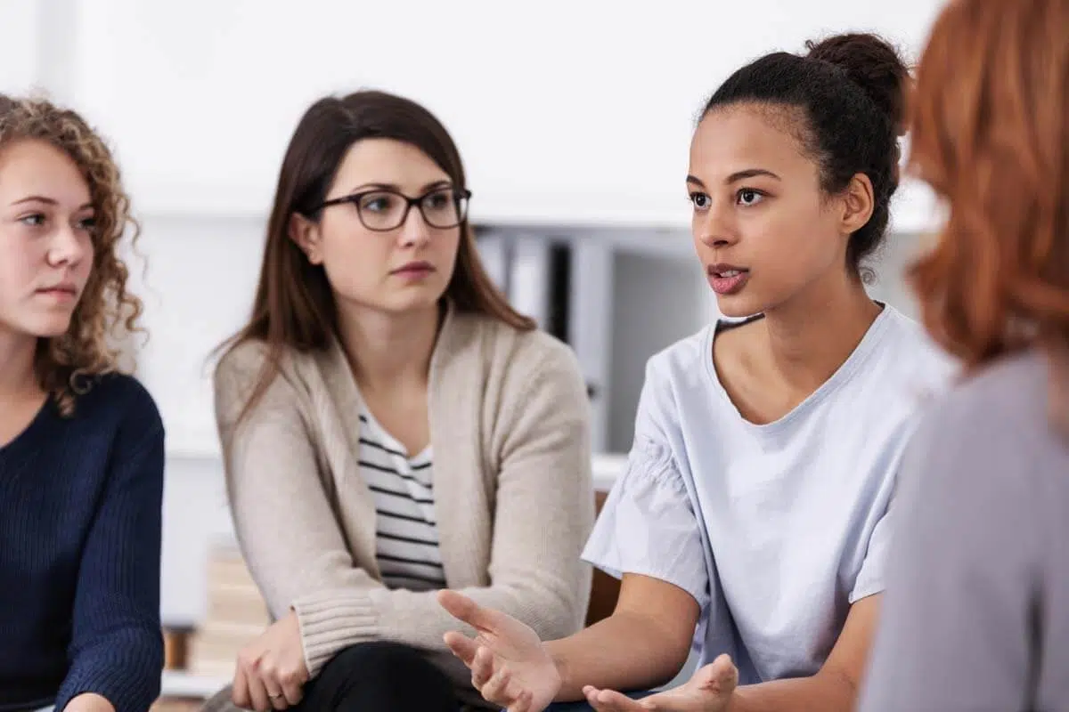 young woman talking about what is gender-specific treatment