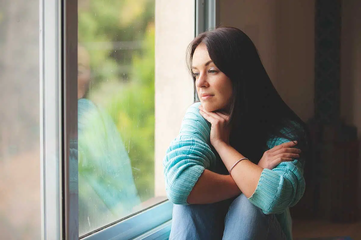 woman struggles with psychological dependence