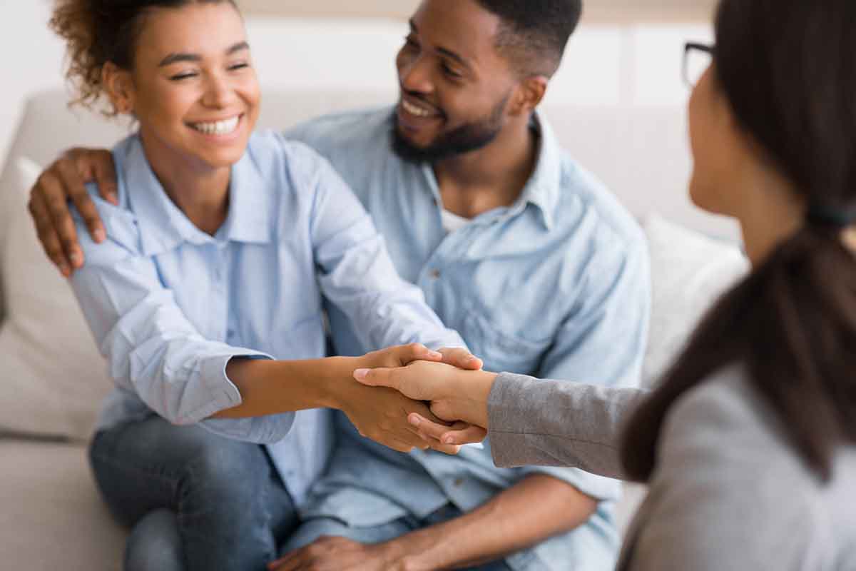 couple in midwest family therapy